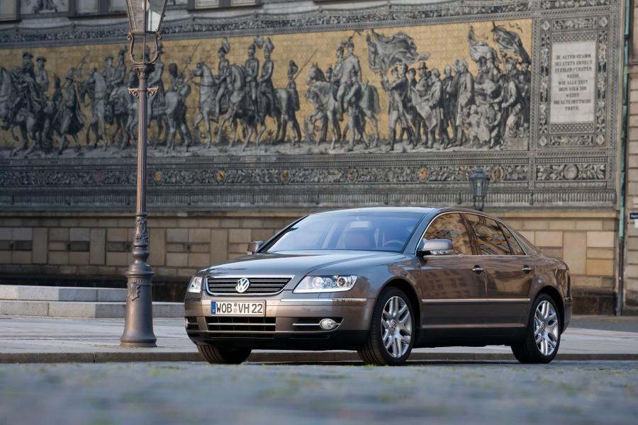 Volkswagen Phaeton 2003 года  (фото 22 из 82)